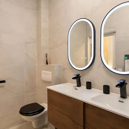 #55 Staywizus - Sun Terrace Ac & Wifi 10mins Walk To Sea & Oldtown